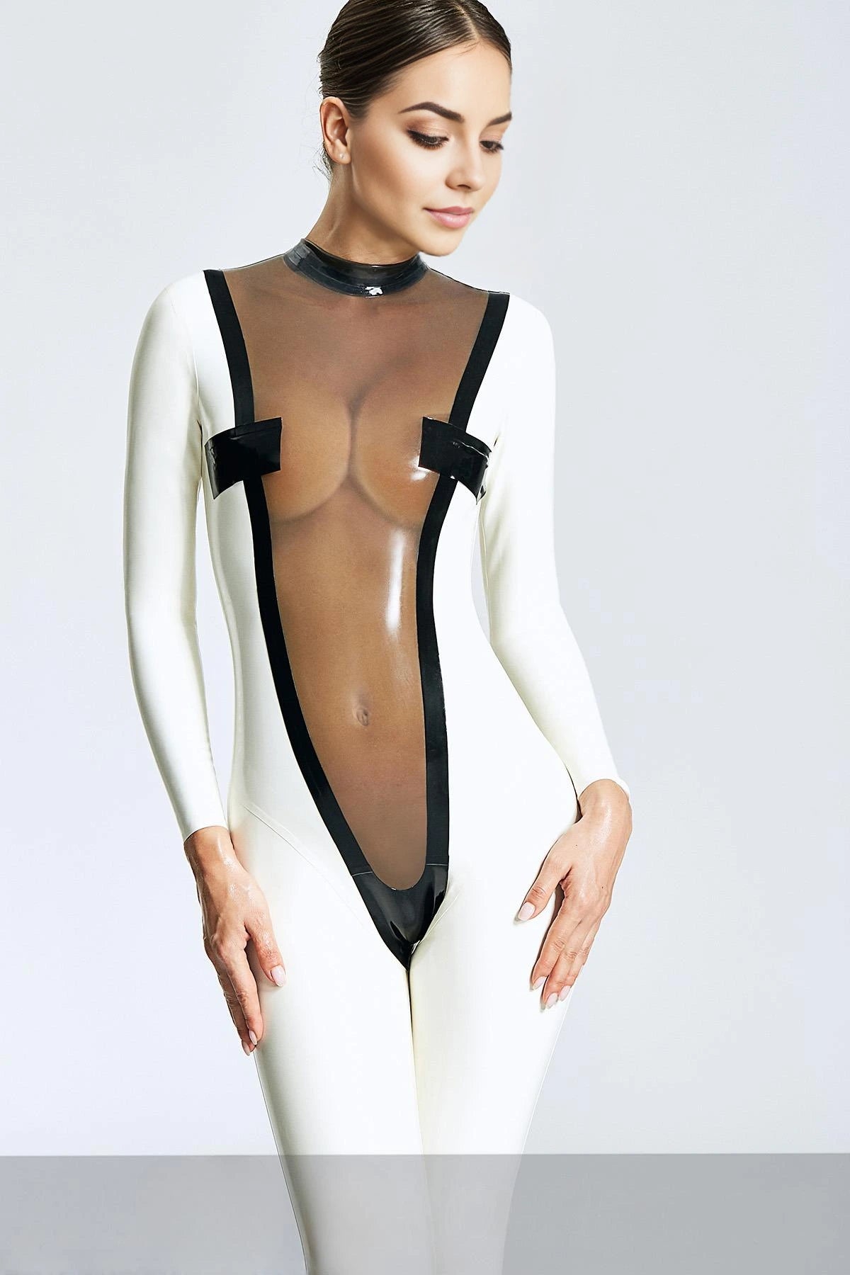 'Forme V Profonde' Catsuit