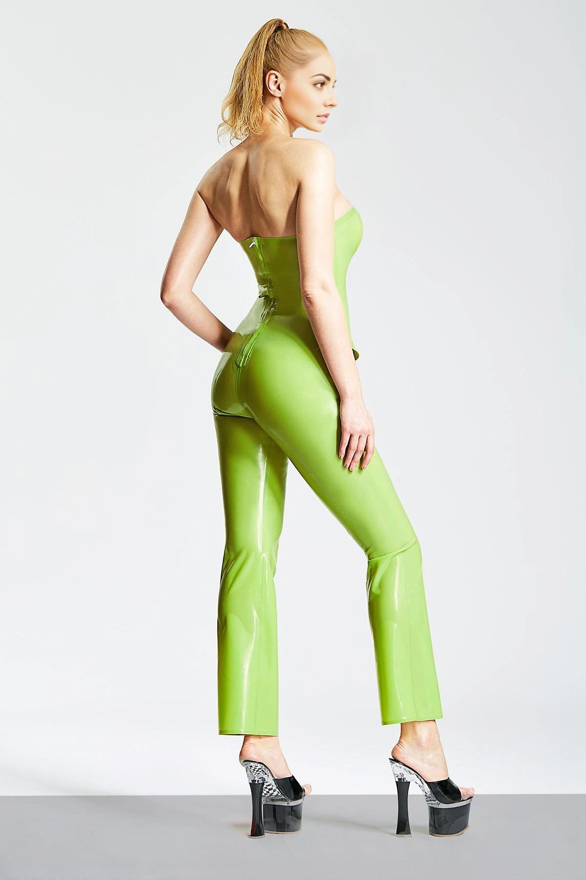 Süßer tief ausgeschnittener Jumpsuit für Damen