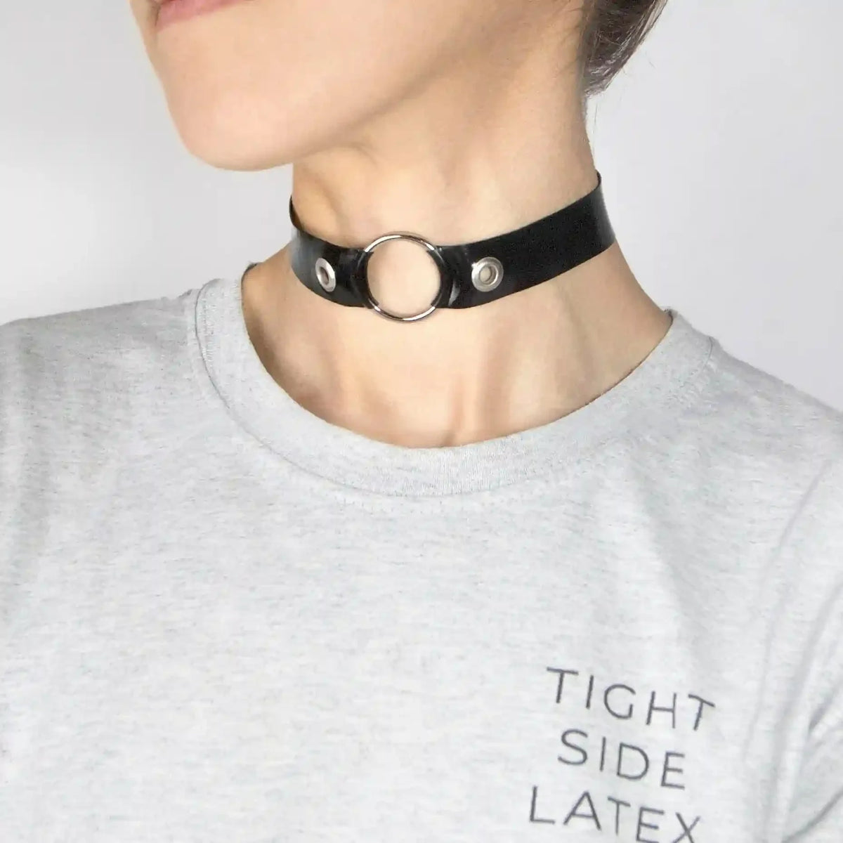 Sleek Black O-Ring Choker